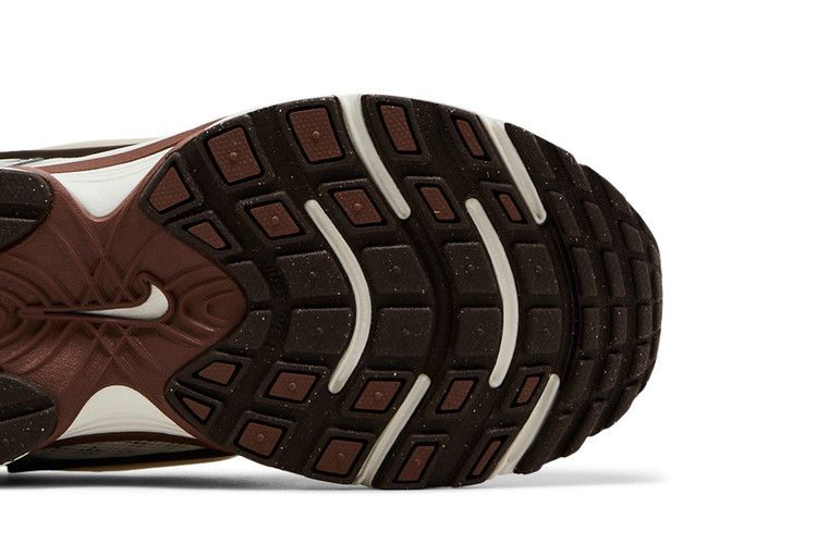 Nike V5 RNR Sail Fauna Brown Phantom Light Orewood Brown (Women's)
