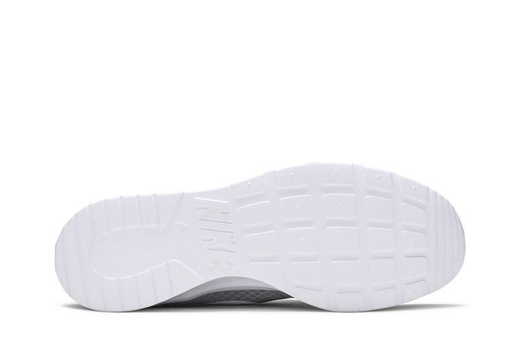 Nike Tanjun Wolf Grey/White