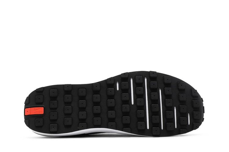 Nike Waffle One Black White