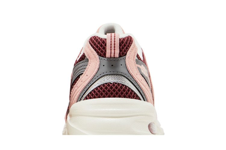 New Balance 530 Pink Moon Burgundy