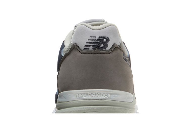 New Balance 920 Grey Black