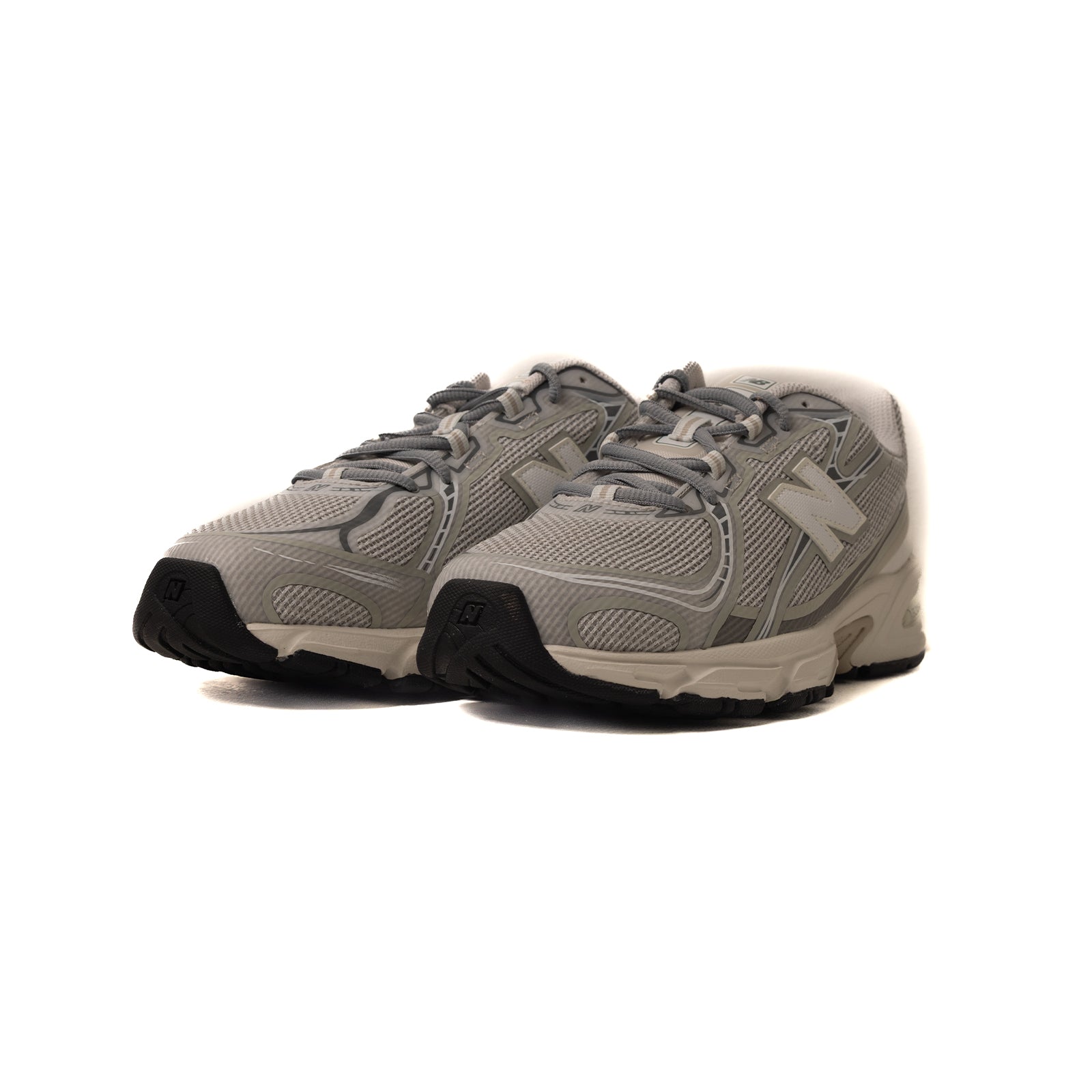 New Balance 740 - Grey