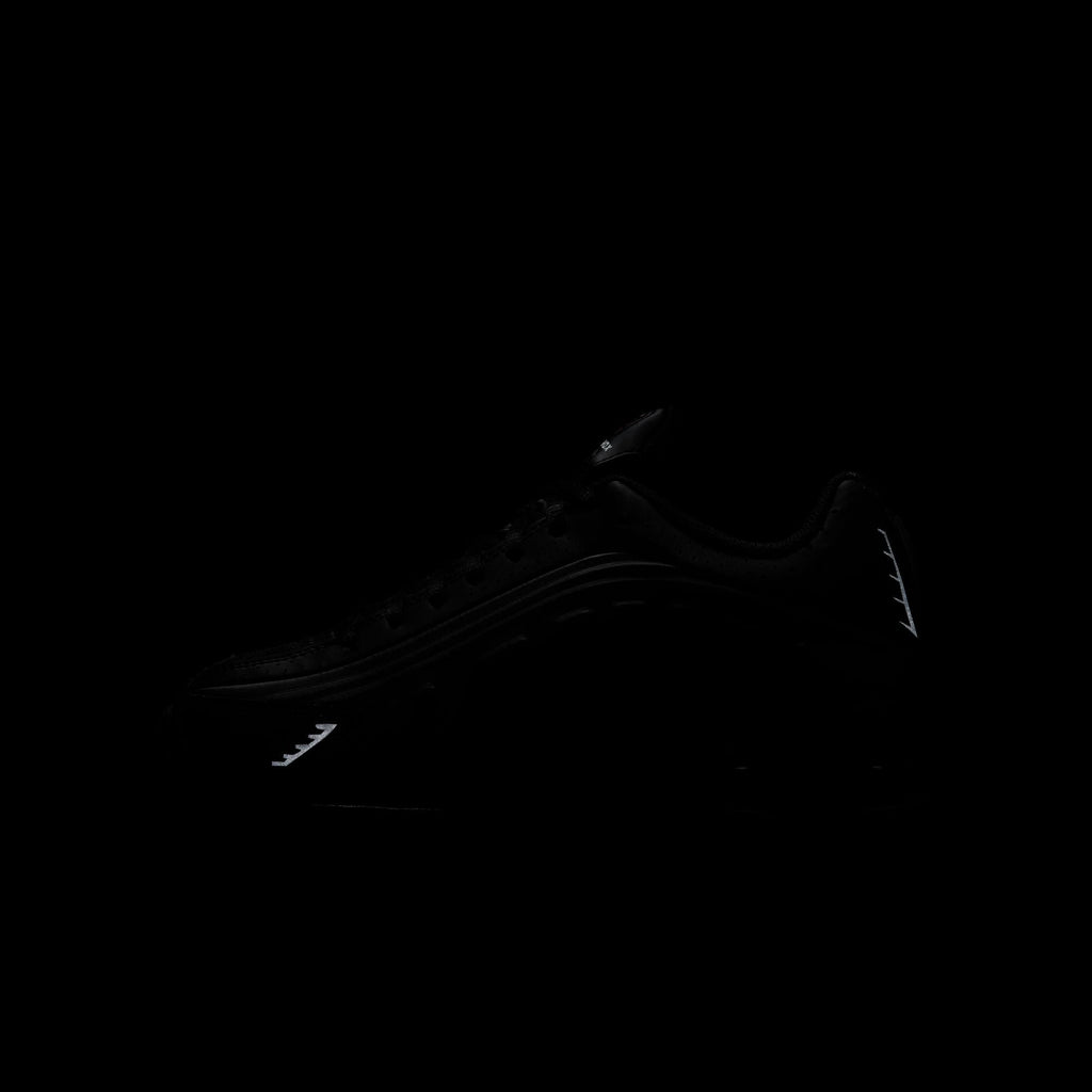 Nike Shox R4 - Non Adult