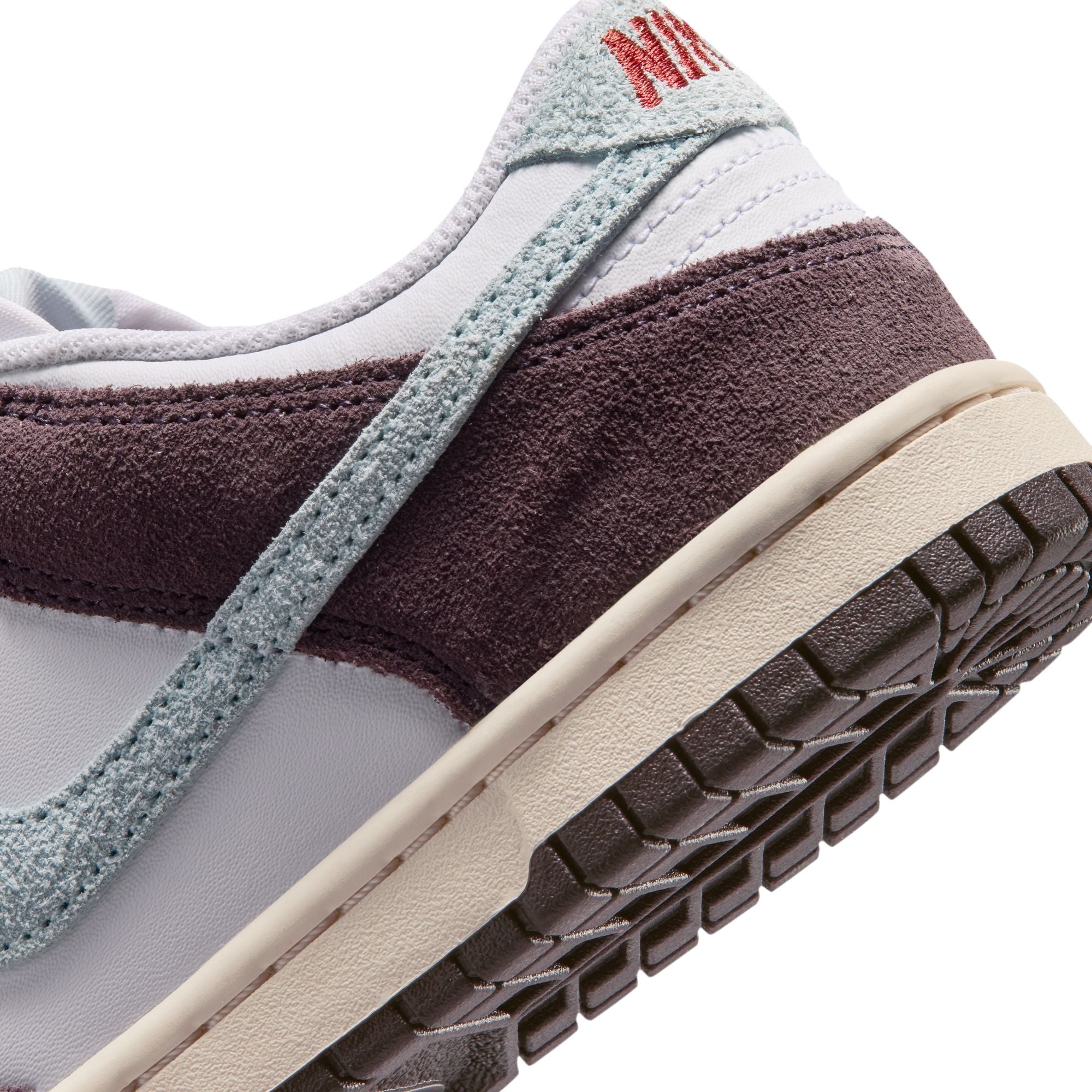 Nike Dunk Low SE - Non Adult