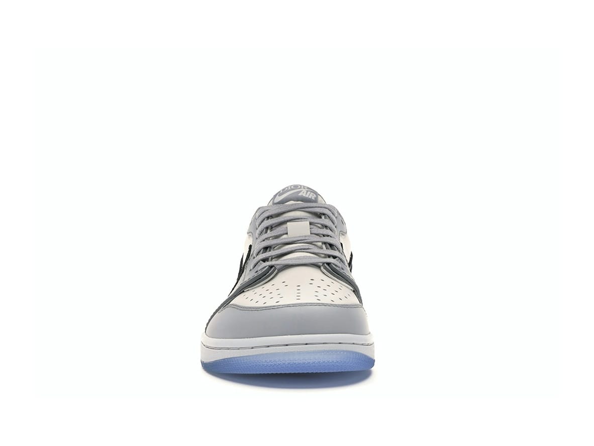 Jordan 1 Retro Low Dior: Luxury Sneaker Redefined