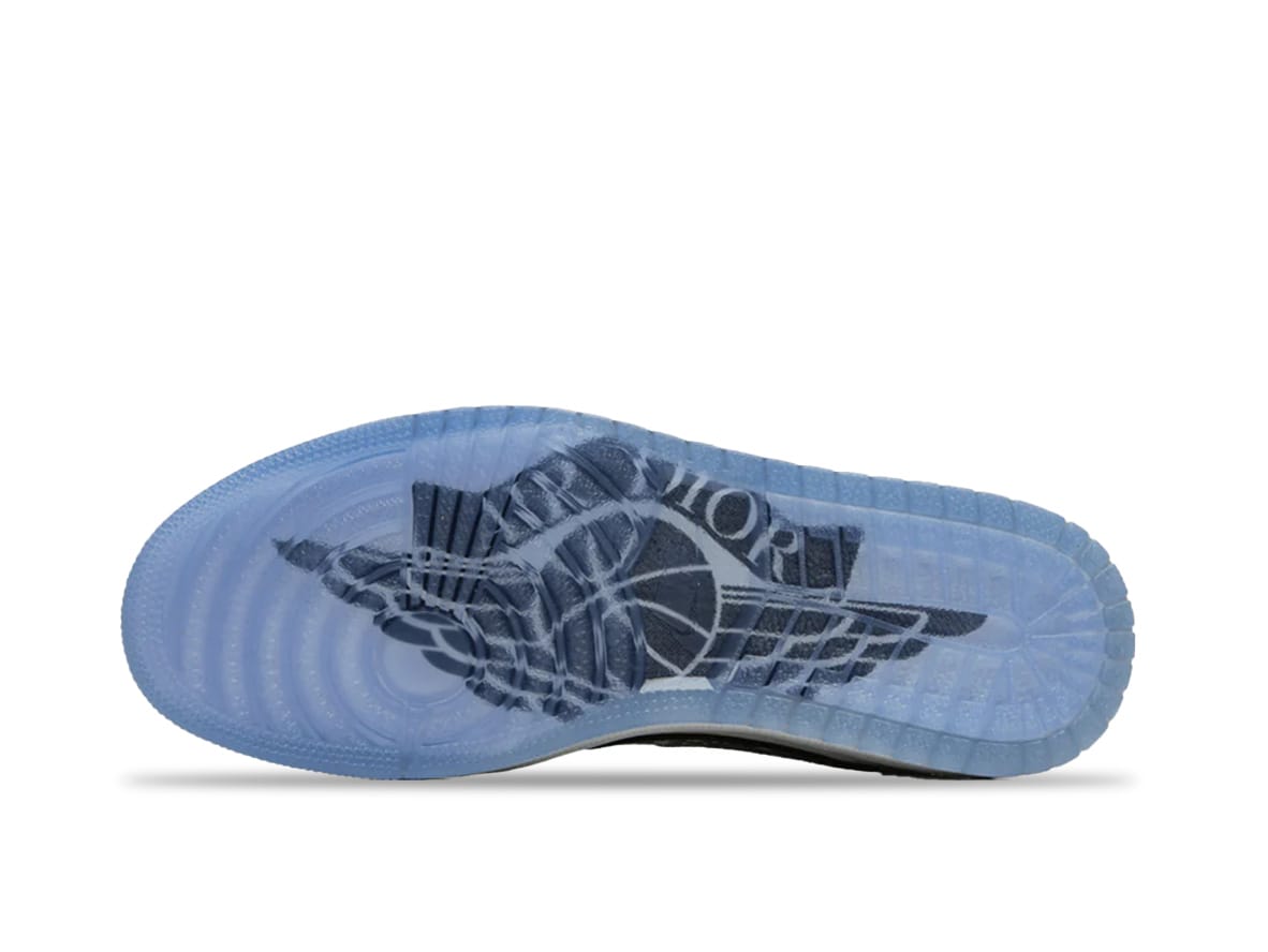 Jordan 1 Retro Low Dior: Luxury Sneaker Redefined