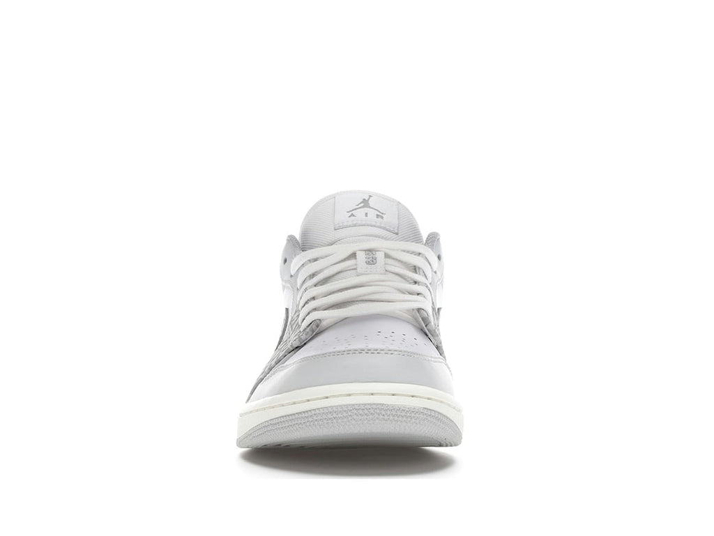 Jordan 1 Low PRM Smoke Grey Elephant – Casual Style Meets Iconic Design