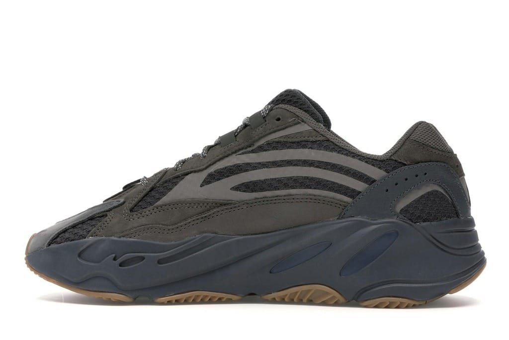 Adidas Yeezy Boost 700 V2 Geode EG6860 Sneakers