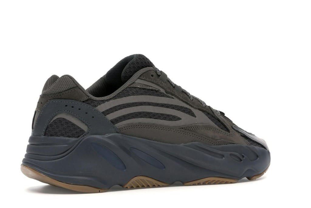 Adidas Yeezy Boost 700 V2 Geode EG6860 Sneakers