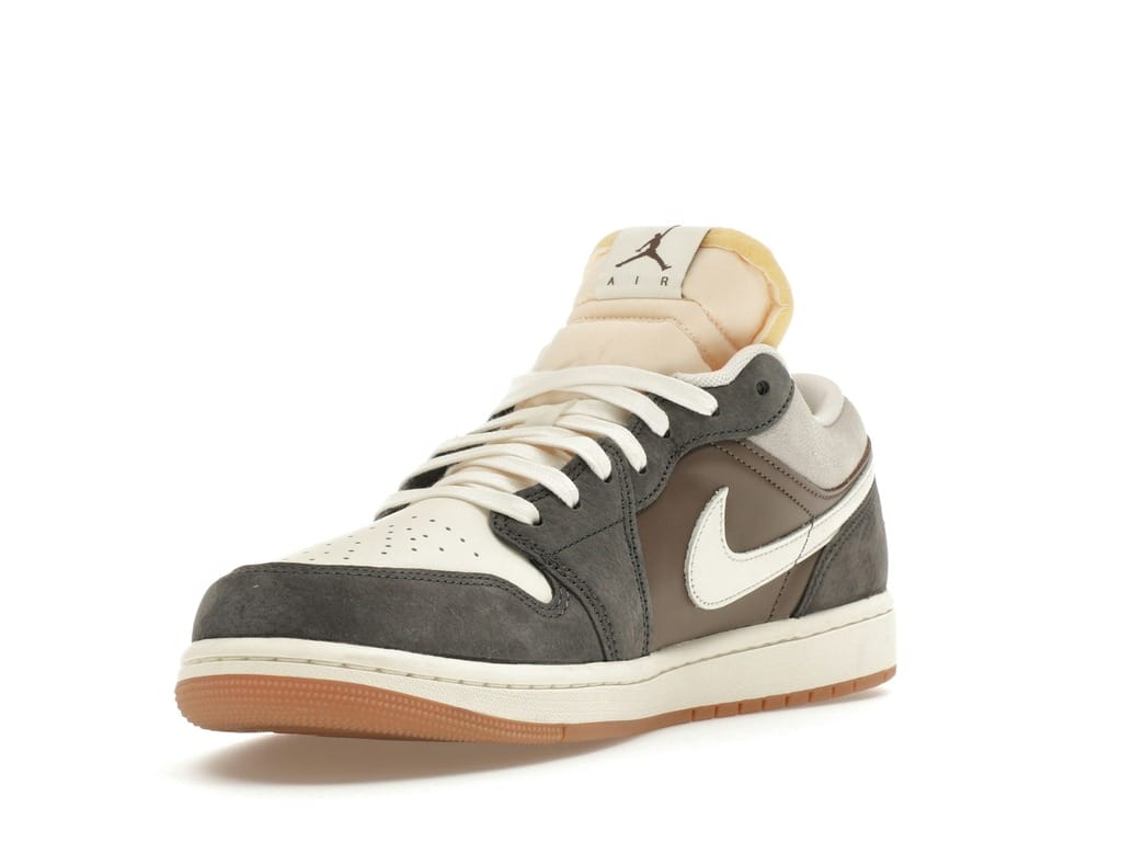 Jordan 1 Low SNKRS Day Korea Magpie (2023) – White/Grey-Gum – FD0399-004