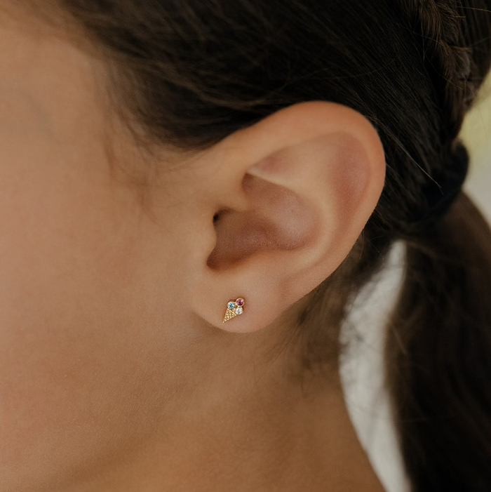 Triple Scoop Flat Back Stud