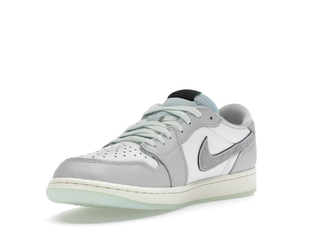 Jordan 1 Retro Low OG Year of the Snake 2025 Summit White/Photon Dust-Barely Green HF3144-100