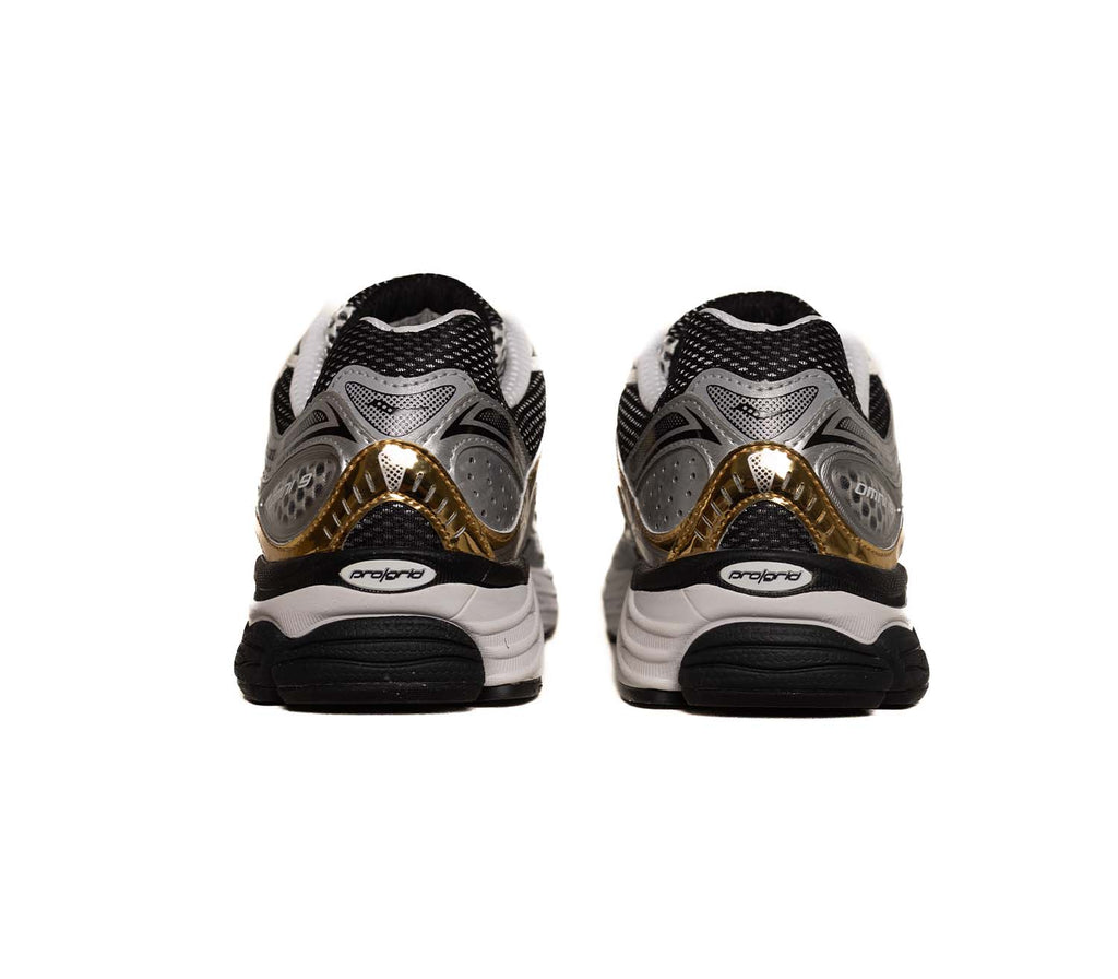 SAUCONY PROGRID OMNI 9 - SILVER GOLD