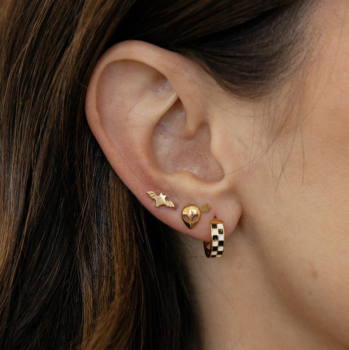 Alien Flat Back Stud