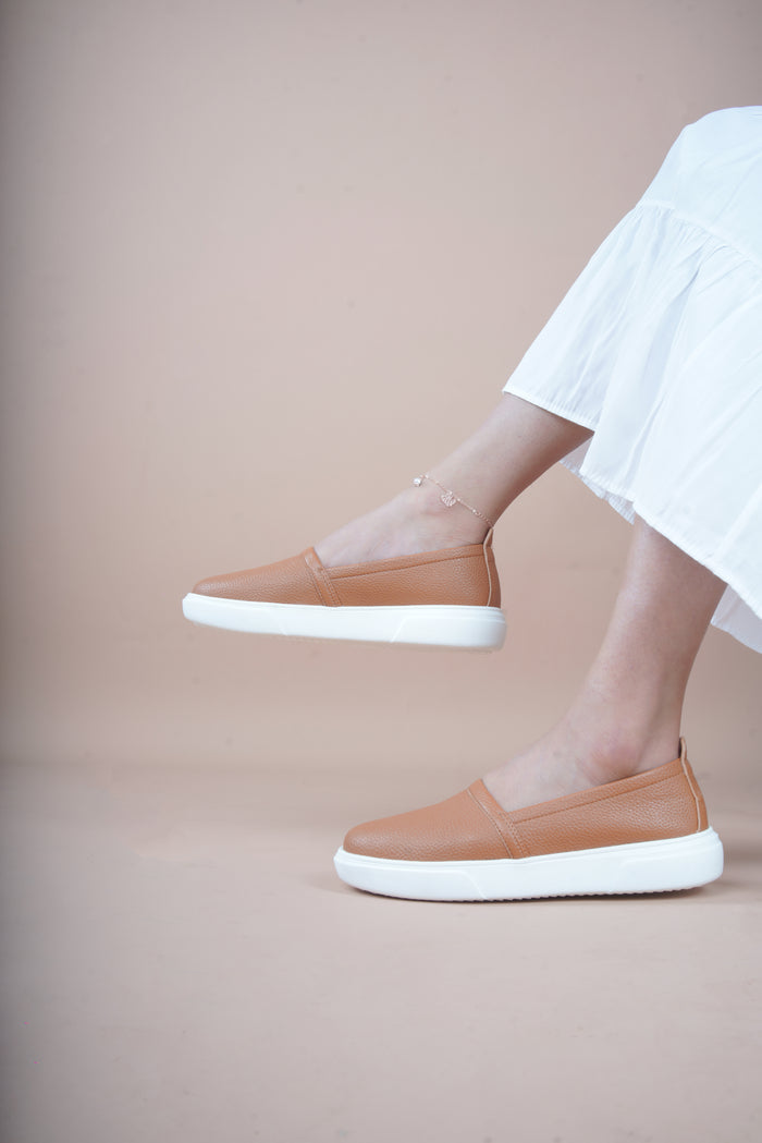 Chayne Tan – Slip-On Shoes for Women