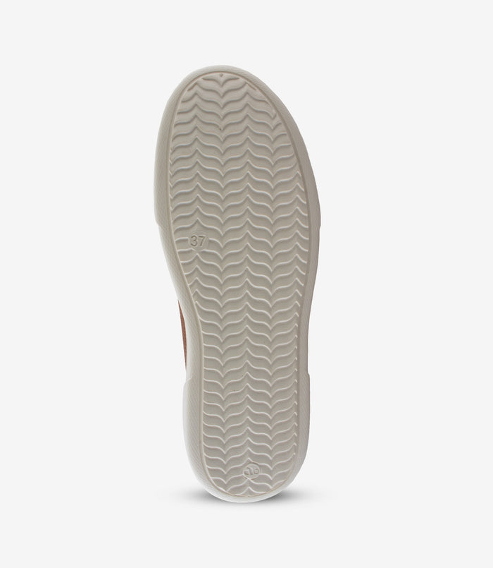 Chayne Tan – Slip-On Shoes for Women