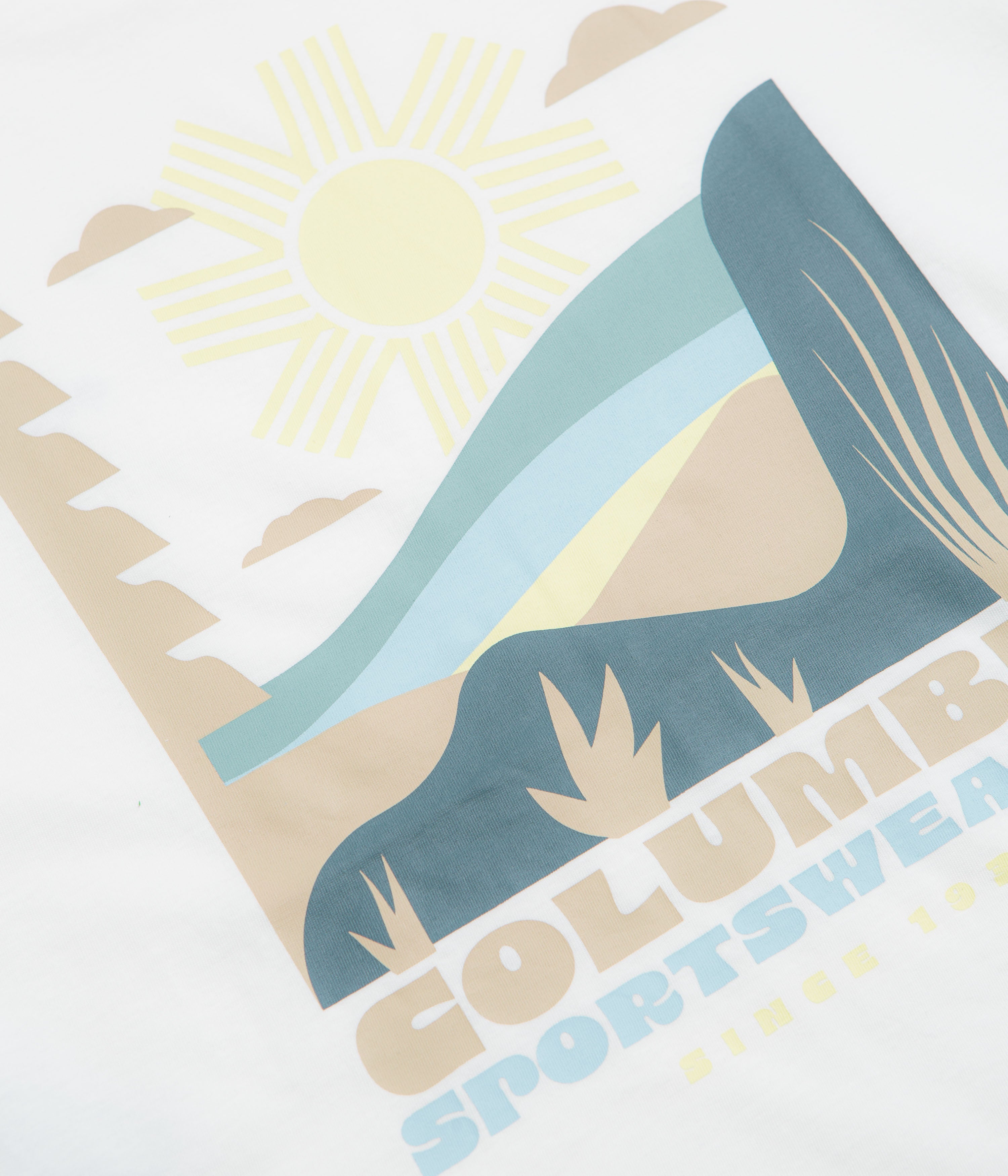 Columbia CSC Outdoor Back Graphic T-Shirt - White / Shining Landscape
