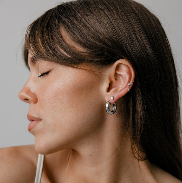 Dangle Drop Flat Back Stud