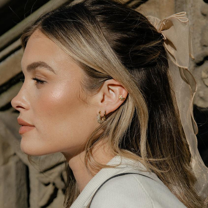 Fancy Bow Flat Back Stud