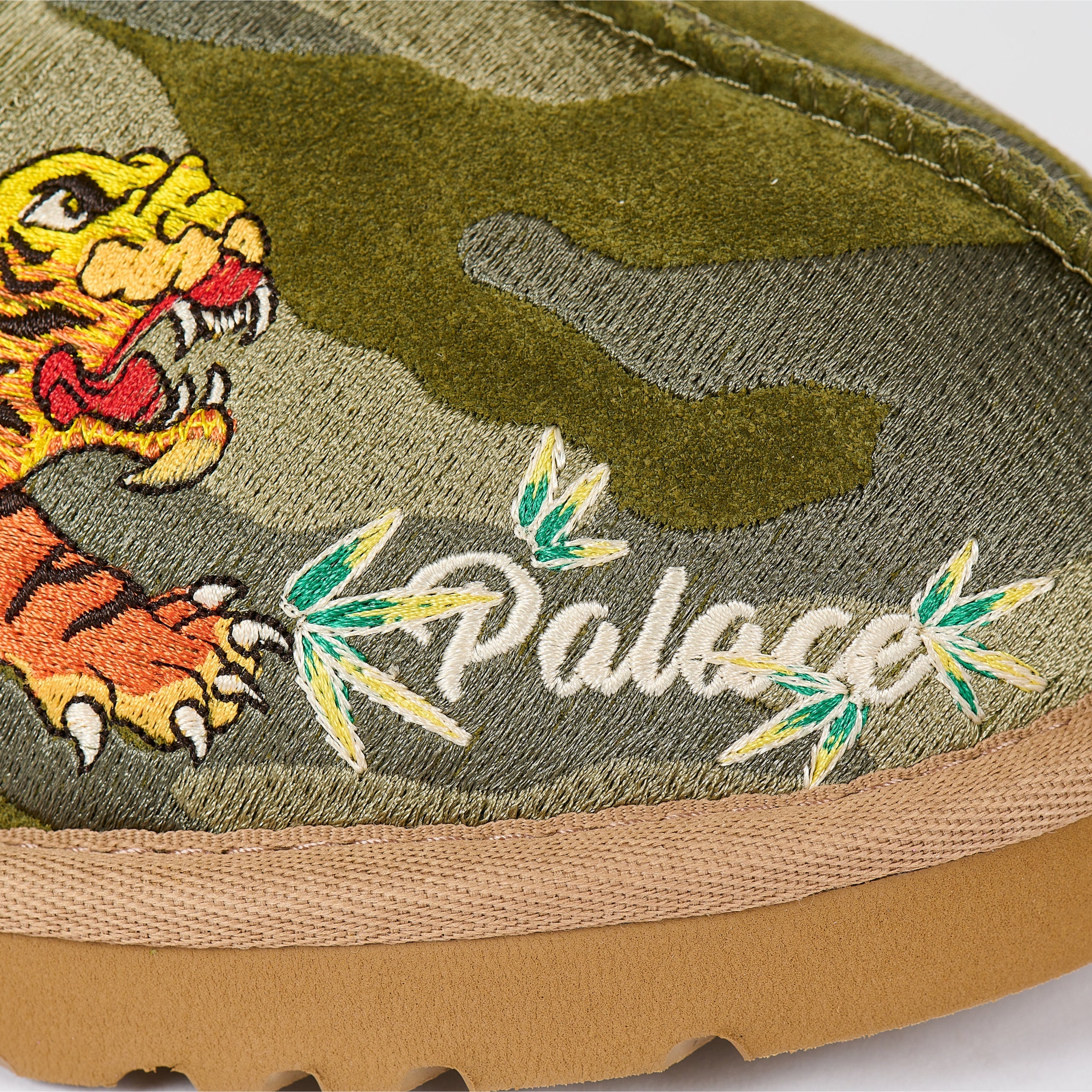 Palace UGG Tasman Slipper Burnt Olive Camo