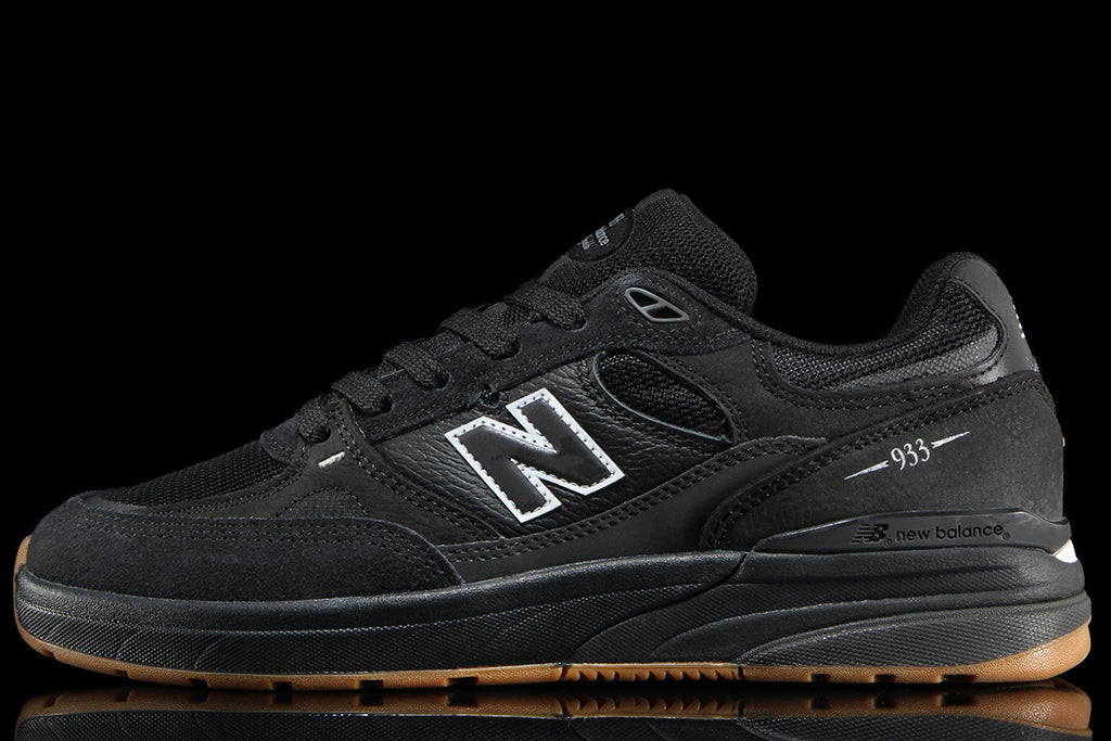 933 - Standard & Wide