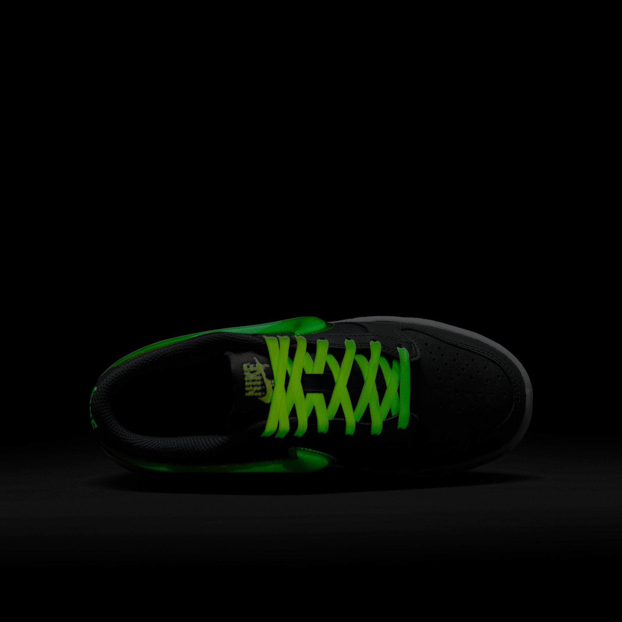 Nike Dunk Low "Halloween Glow in the Dark" - Non Adult