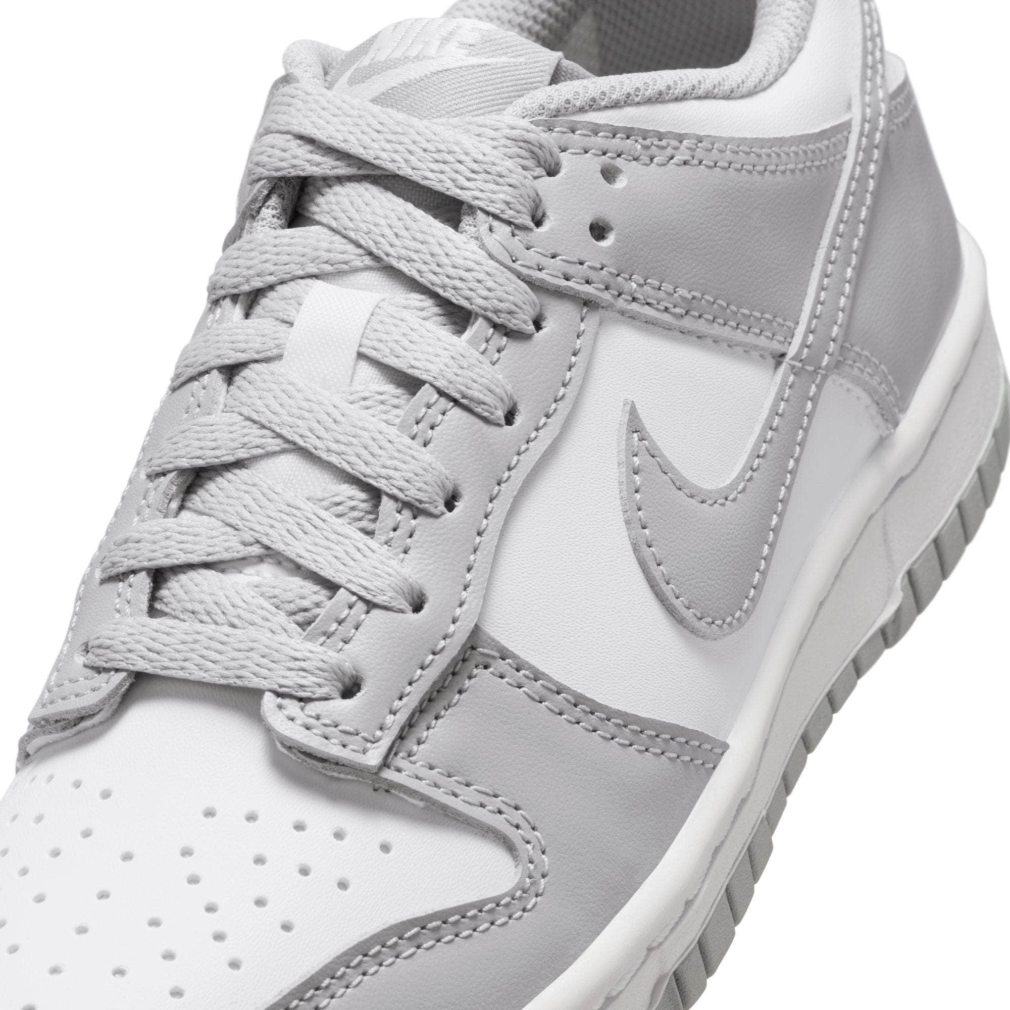 Nike Dunk Low - Non Adult