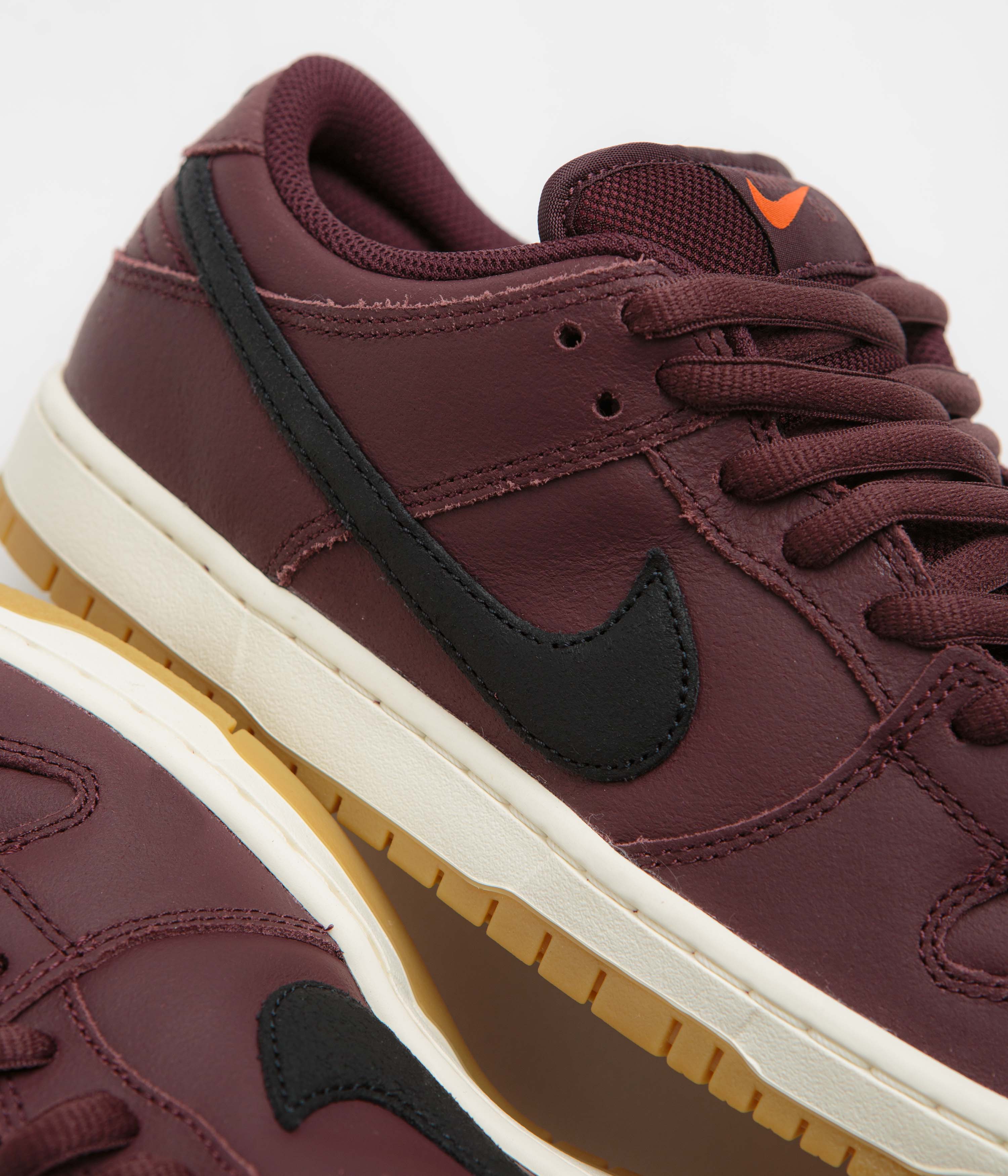 Nike SB Orange Label Dunk Low Pro Shoes - Burgundy Crush / Black - Mystic Dates - Sail