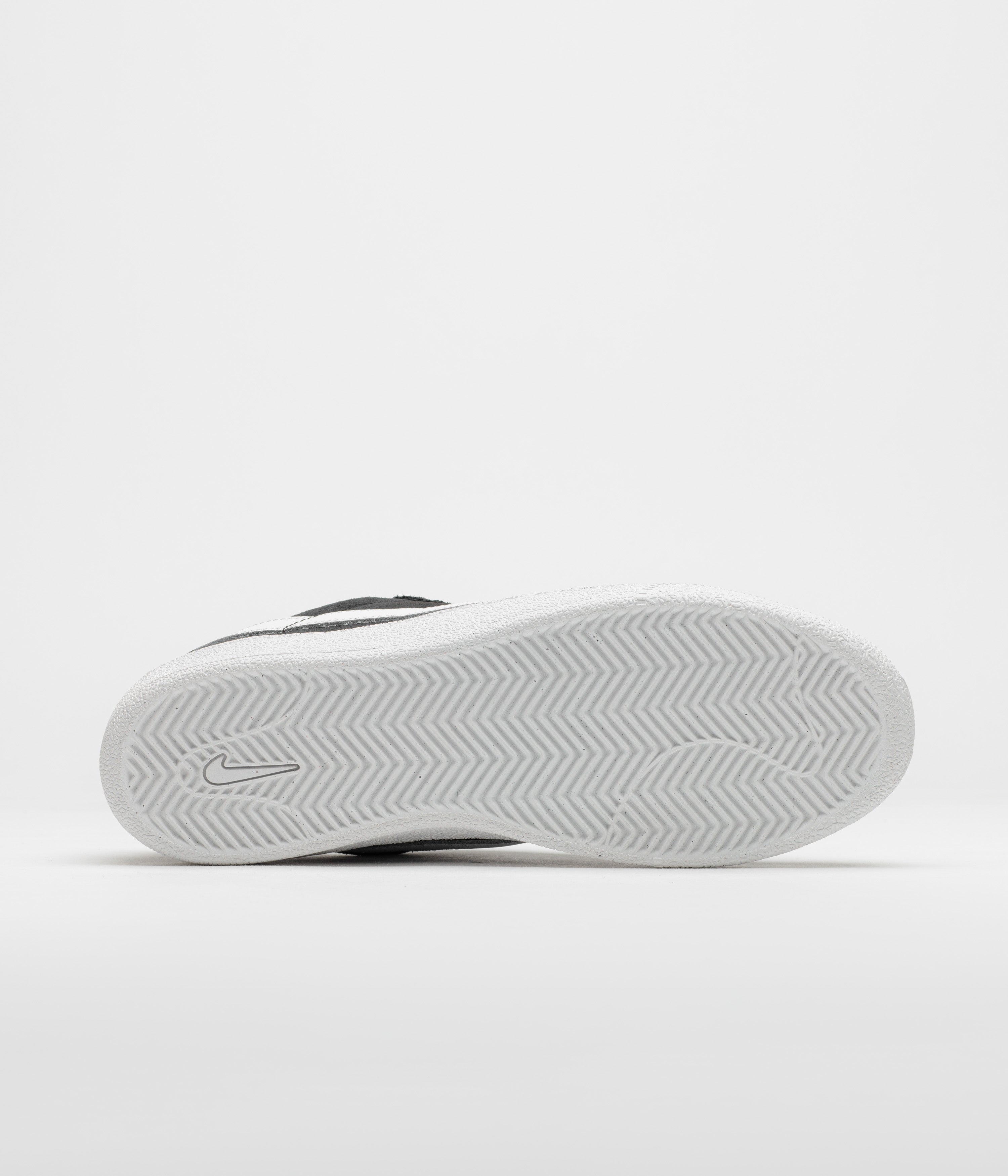 Nike SB Tennis Classic Shoes - Black / White - White
