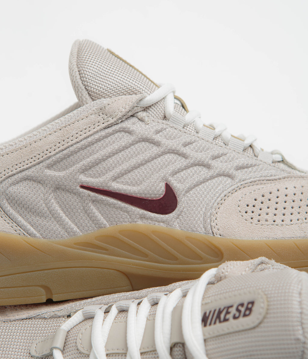 Nike SB Vertebrae Shoes - Cream II / Burgundy Crush - Phantom