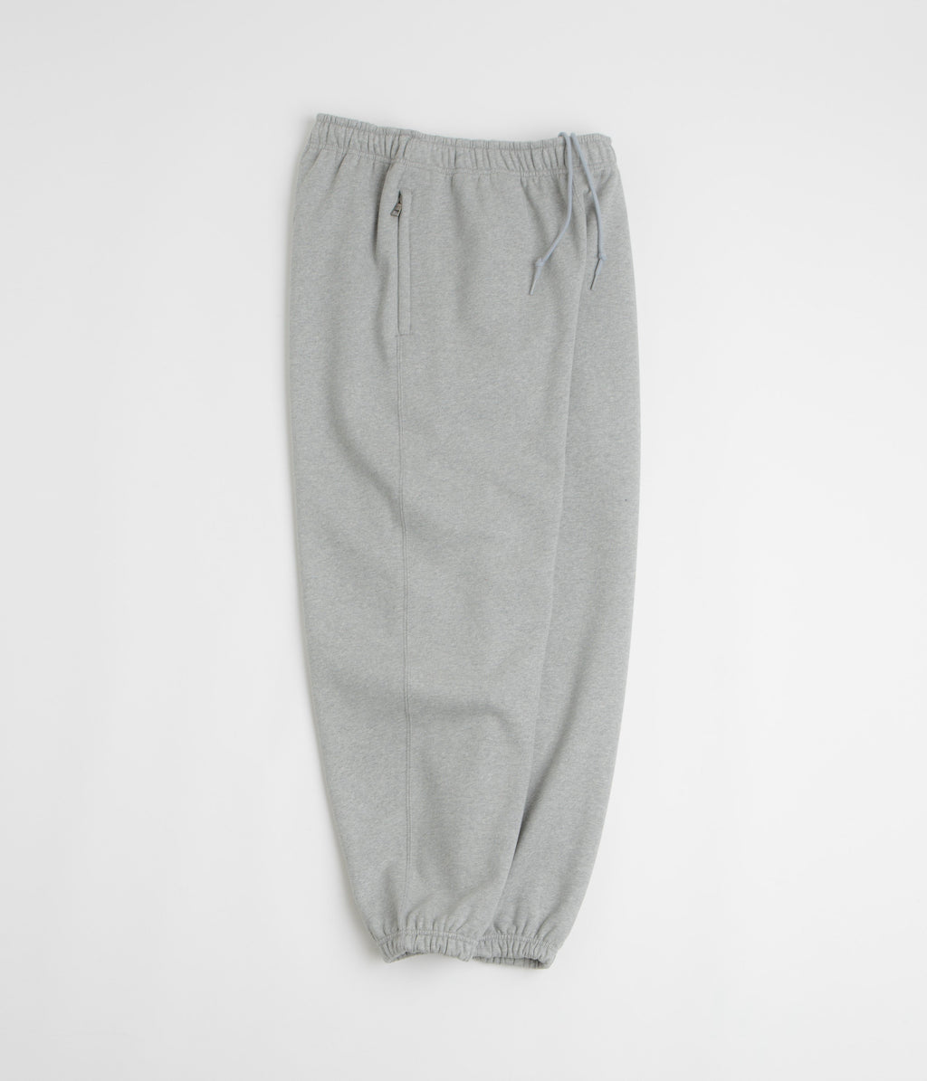 Nike Solo Swoosh Cuffed Sweatpants - Dark Grey Heather / Light Smoke Grey / White