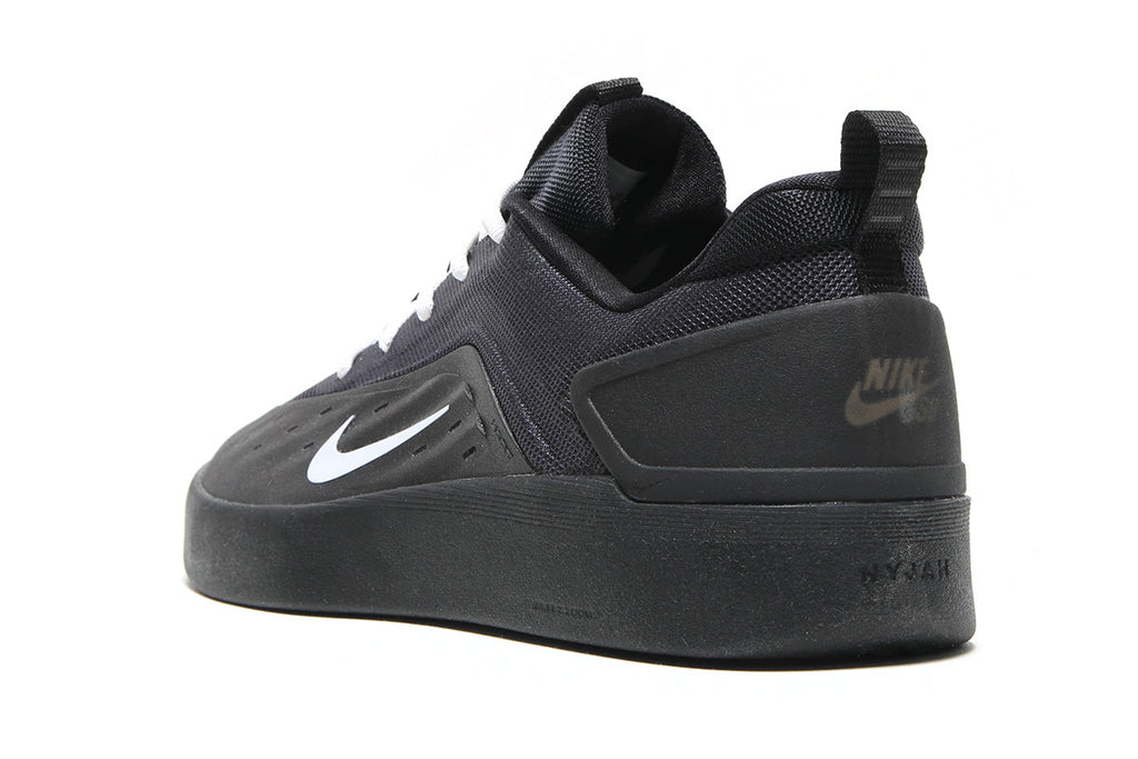 Zoom Nyjah 4