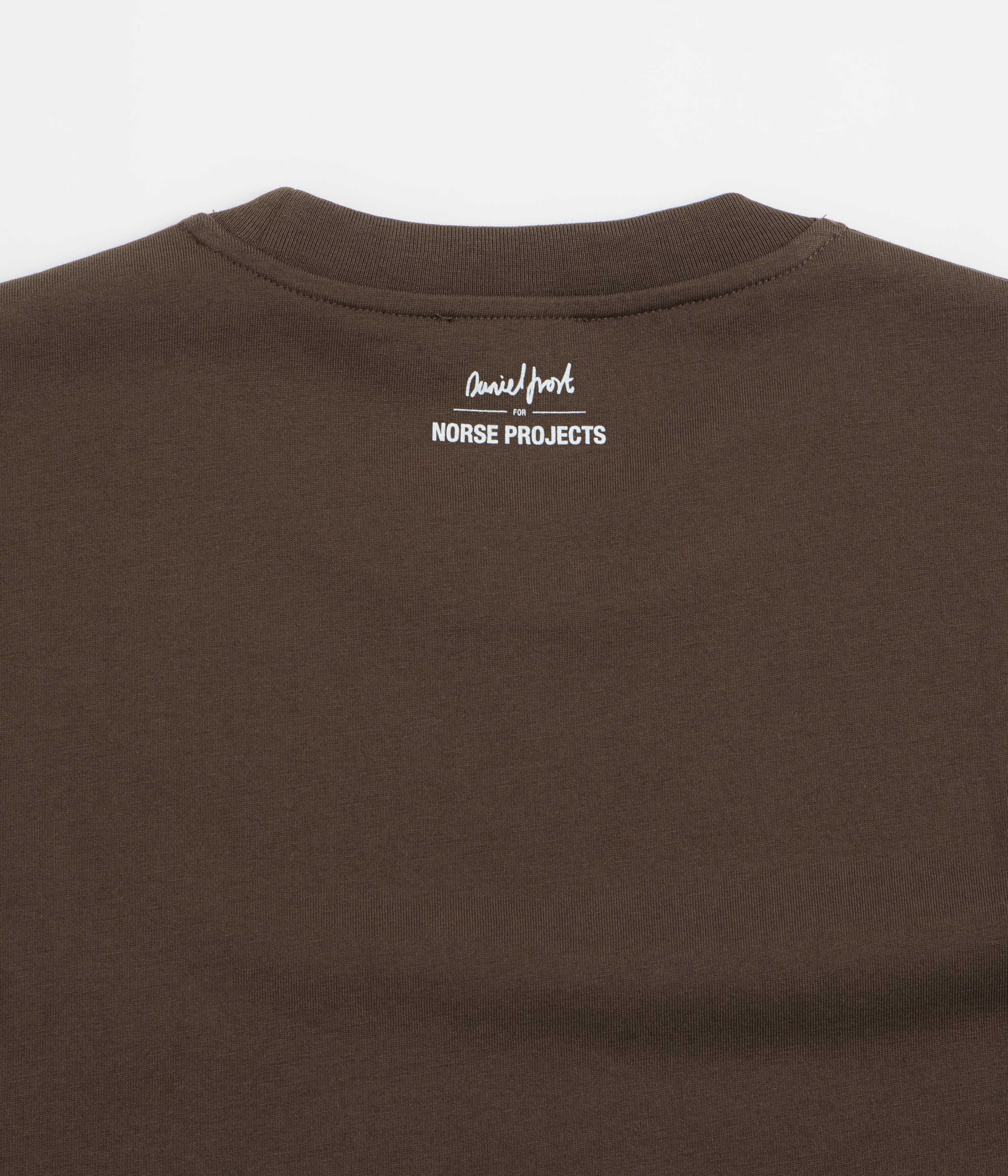 Norse Projects x Daniel Frost Baker Ascent T-shirt - Seal Brown