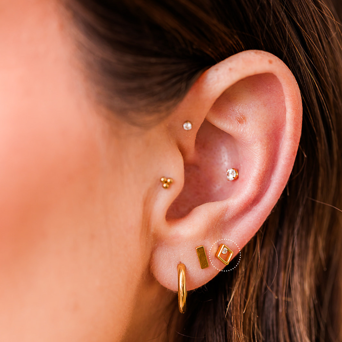 Radiant Flat Back Stud