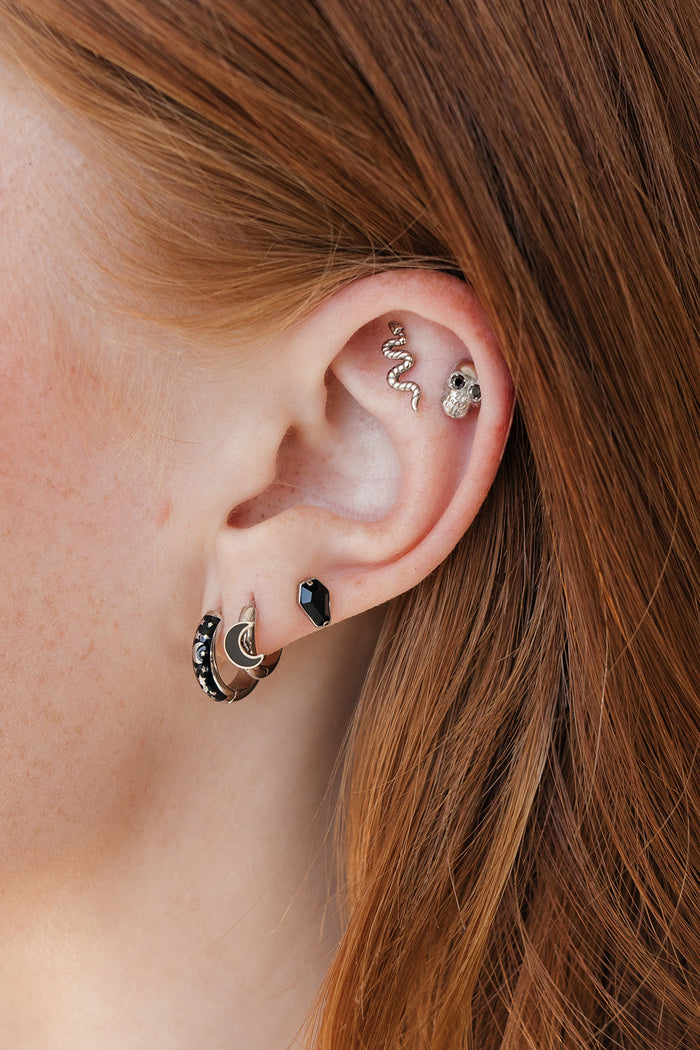 Snake Flat Back Stud
